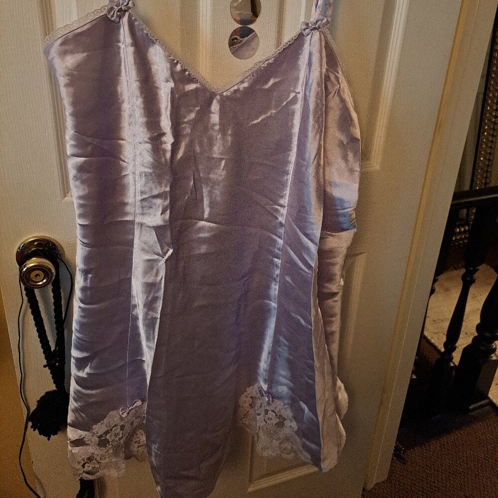Plus Size Lavender Slip Night Gown. Size 26/28W